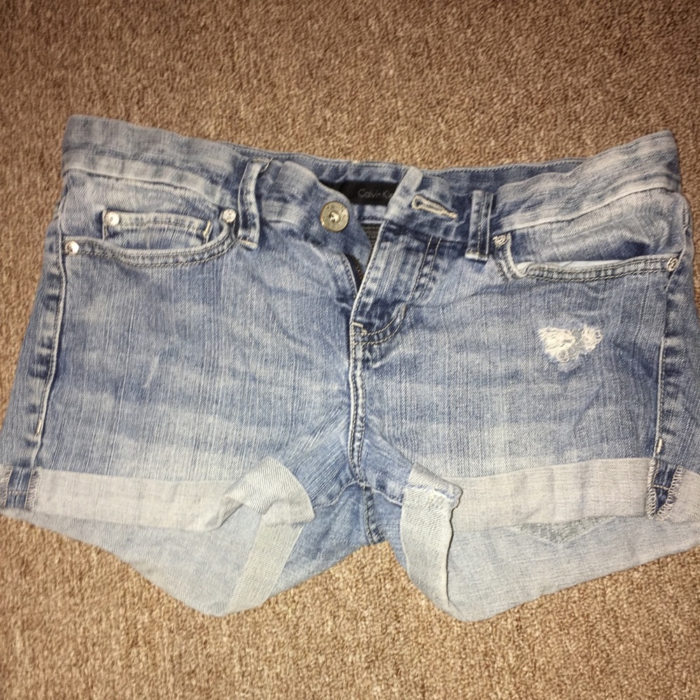CALVIN jean shorts size 27